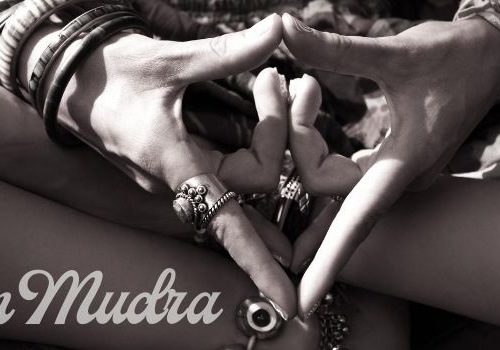 Yonga mudra ayahuasca hände